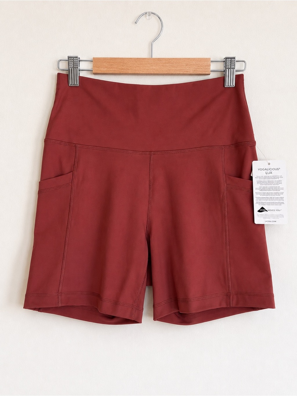 Yogalicious Lux Tribeca 5” High Rise Pocket Bike Shorts Marsala Size L NWT